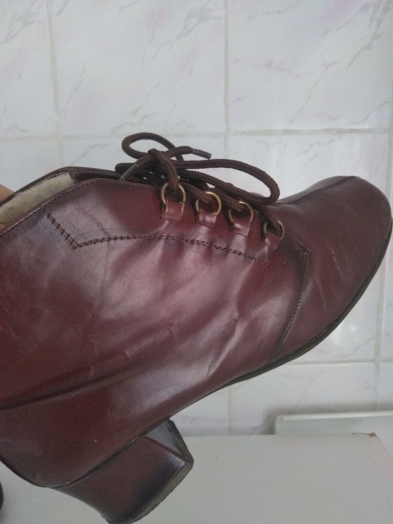 Новые женские демисезонные и  кожаные зимние ботинки кроссовки 41 р