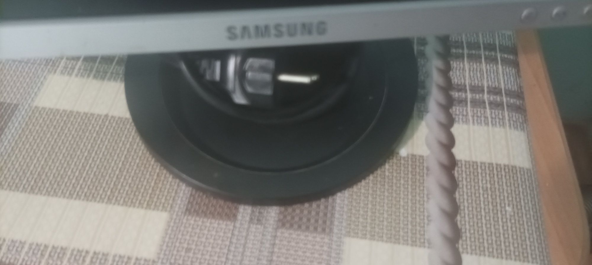 Монитор Samsung SyncMaster 920NW