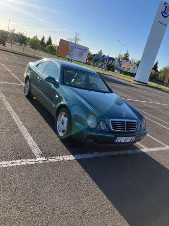 Mercedes-Benz CLK Mercedes w208 clk320