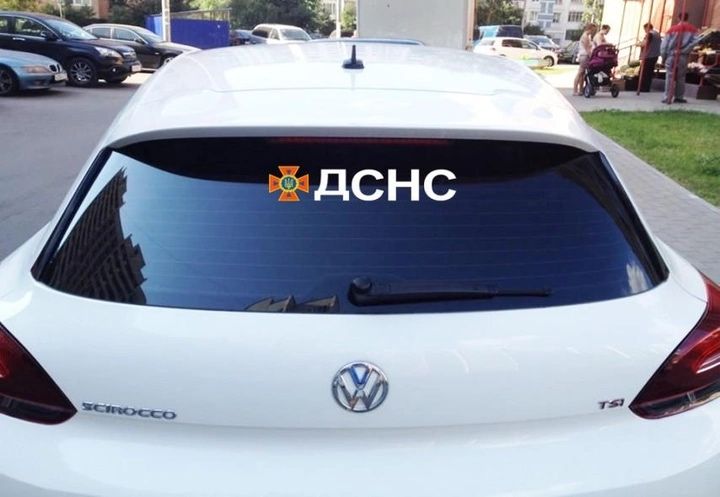 Друк банерів/наклейки на авто/реклама/поліграфія