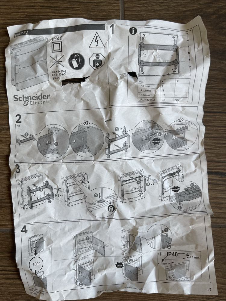 Щит врізний Schneider Electric Easy9 EU3