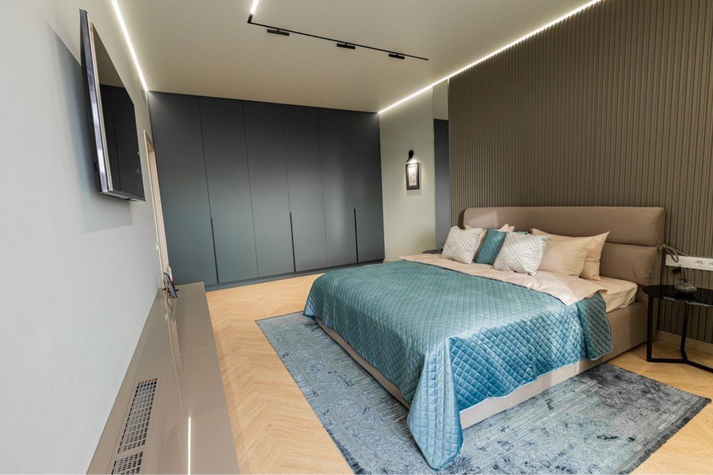 Красивая Фасадная 2х ком квартира в самом Центре Одессы! 18 Жемчужина!