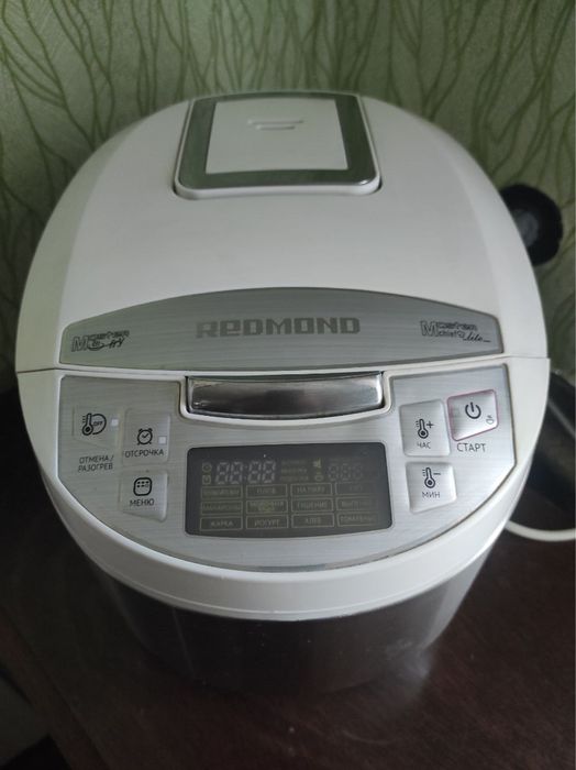 Мультиварка Redmond RMC-FM4521