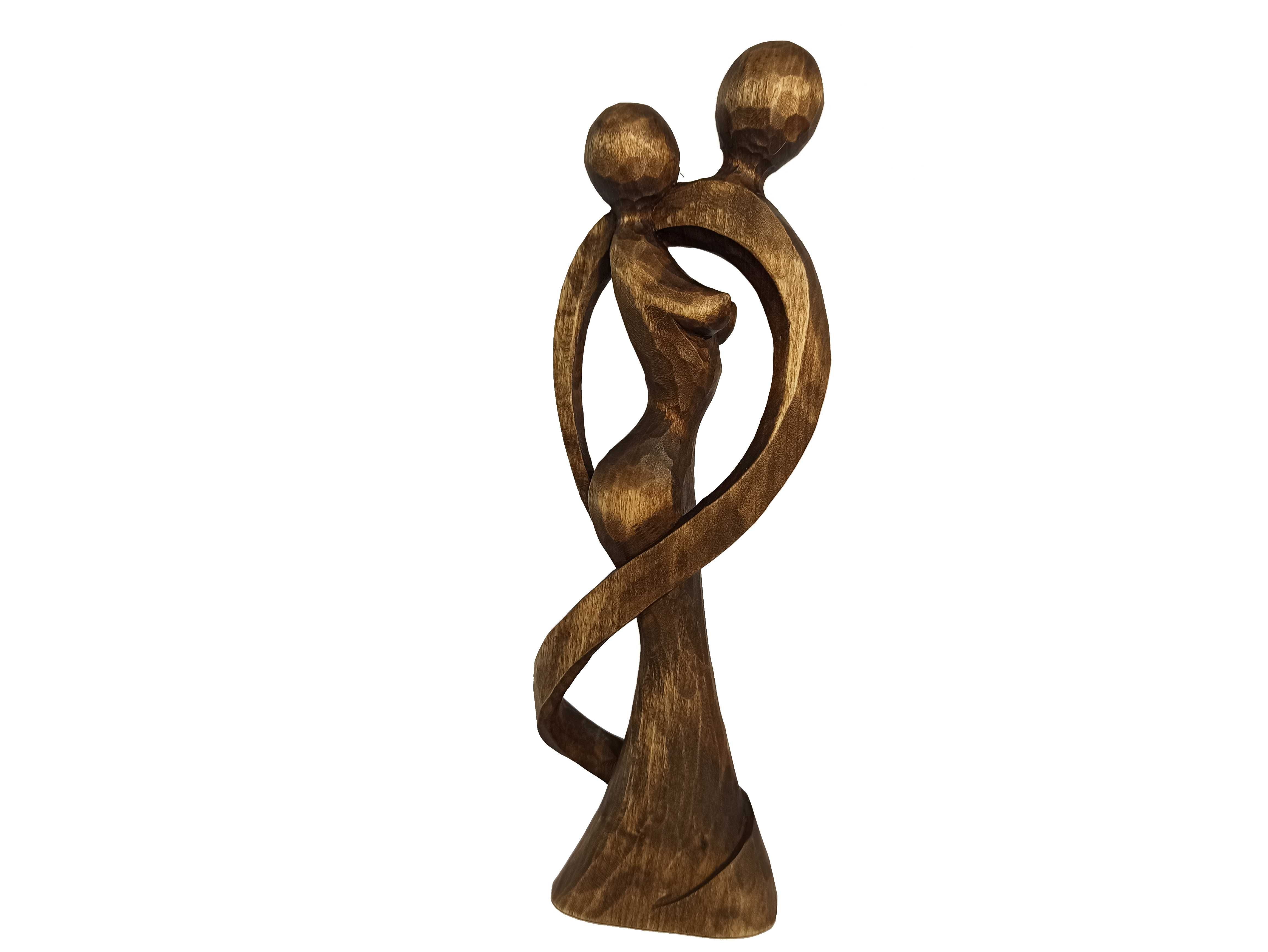 Фігурки романтичні , найширший вибір статуеток ручної роботи з дерева.
