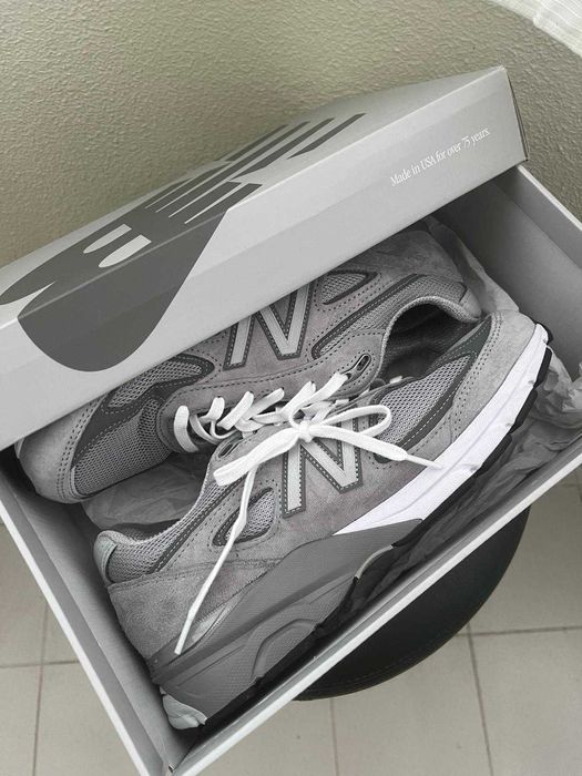 New Balance 990v4 Made in USA