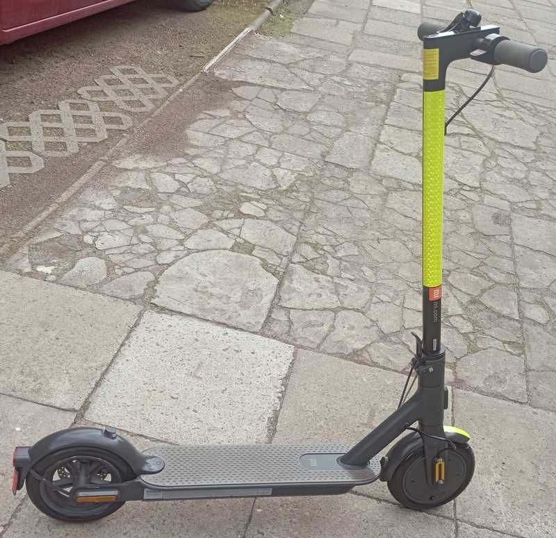 Hulajnoga Xiaomi Mi Electric Scooter M365