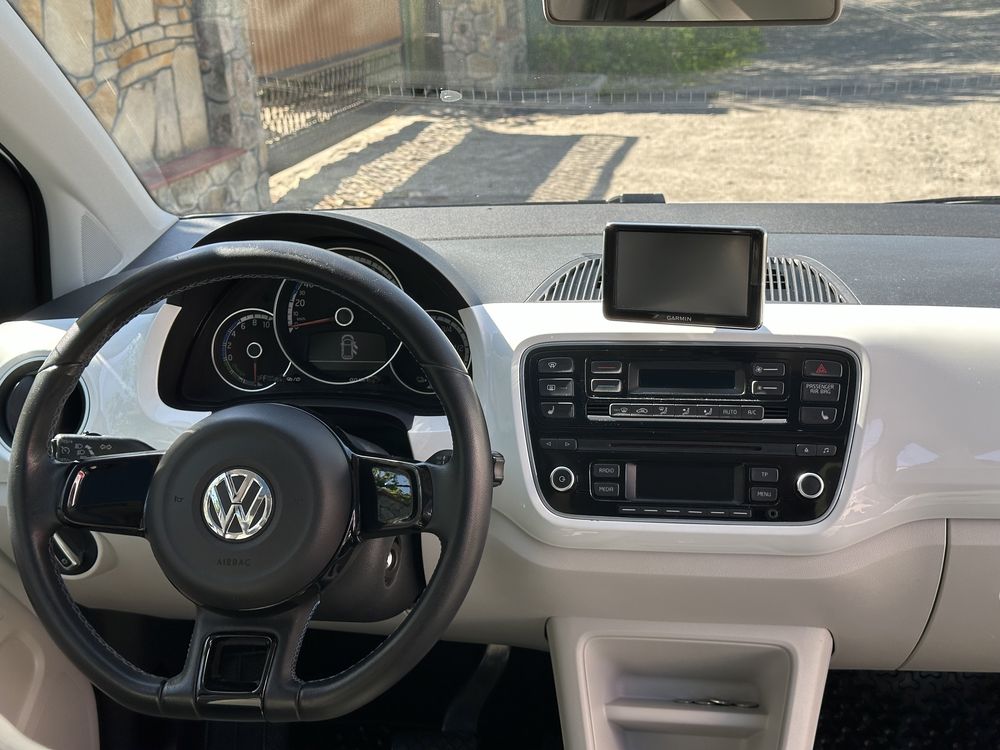 Продам Volkswagen e-up
