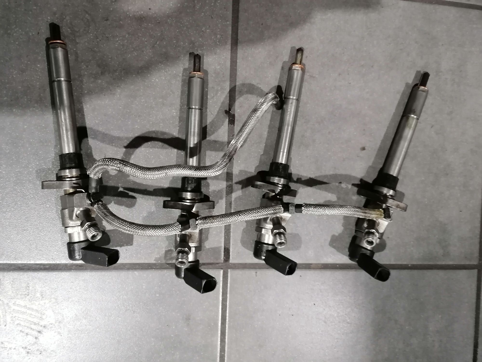 Injectores Peugeot 407 2.0hdi motor RHR