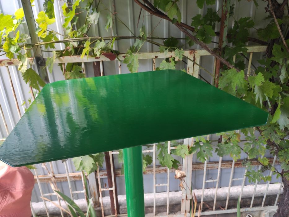 Металевий стіл на кладовище. Металлический стол. Дюраль4 мм столешница