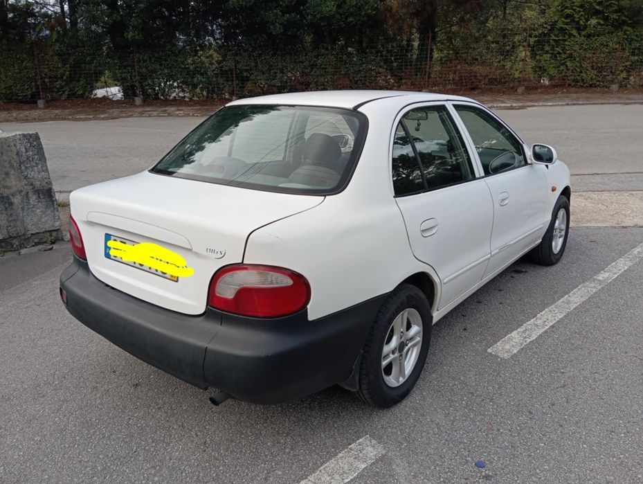 Hyundai accent 1.3 com ar condicionado