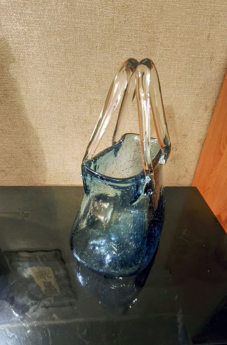 Продам роскошную вазу