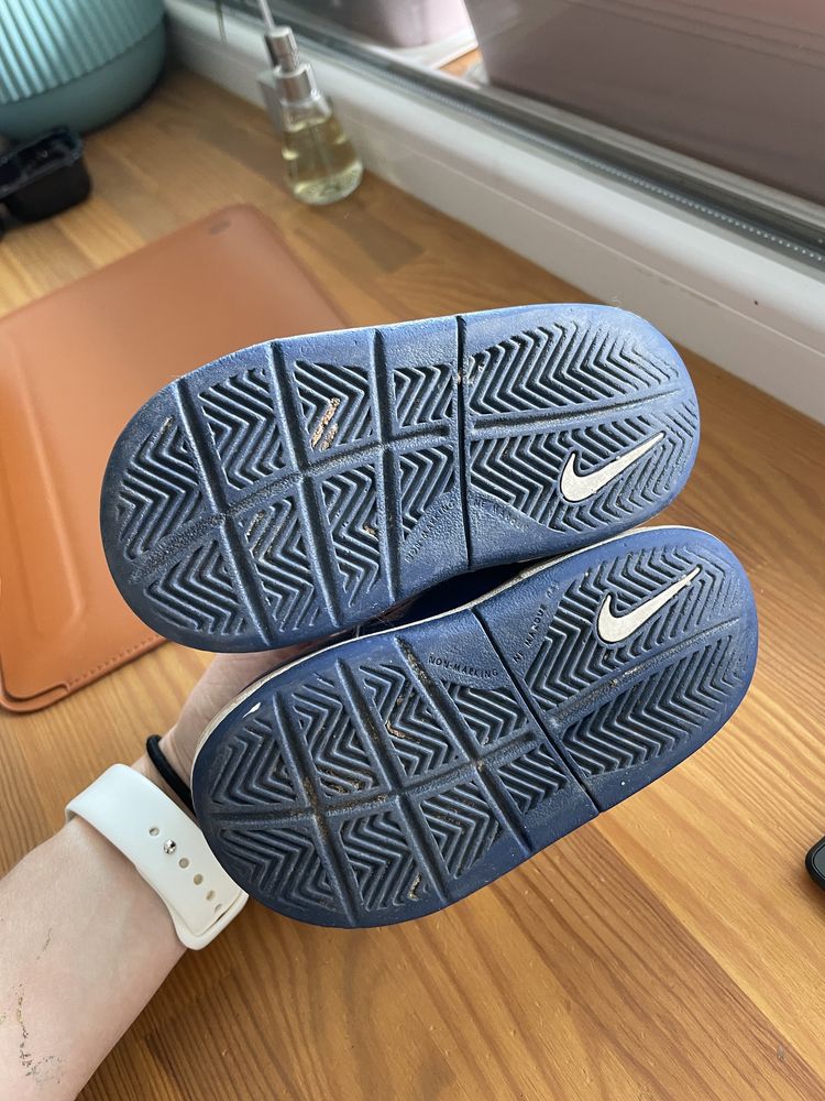 кросівки (кросовки) nike 23,5, 14 см