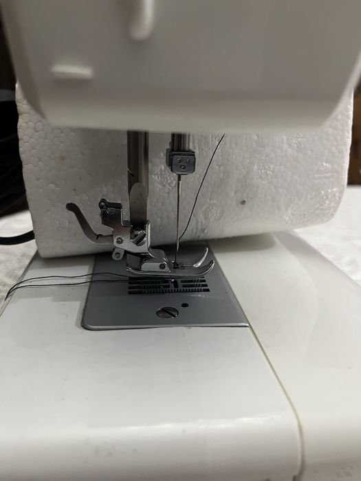 Maquina de costura