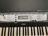 Sintetizador Yamaha PSR E213