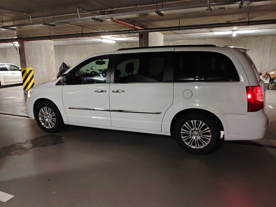 Chrysler Town & Country