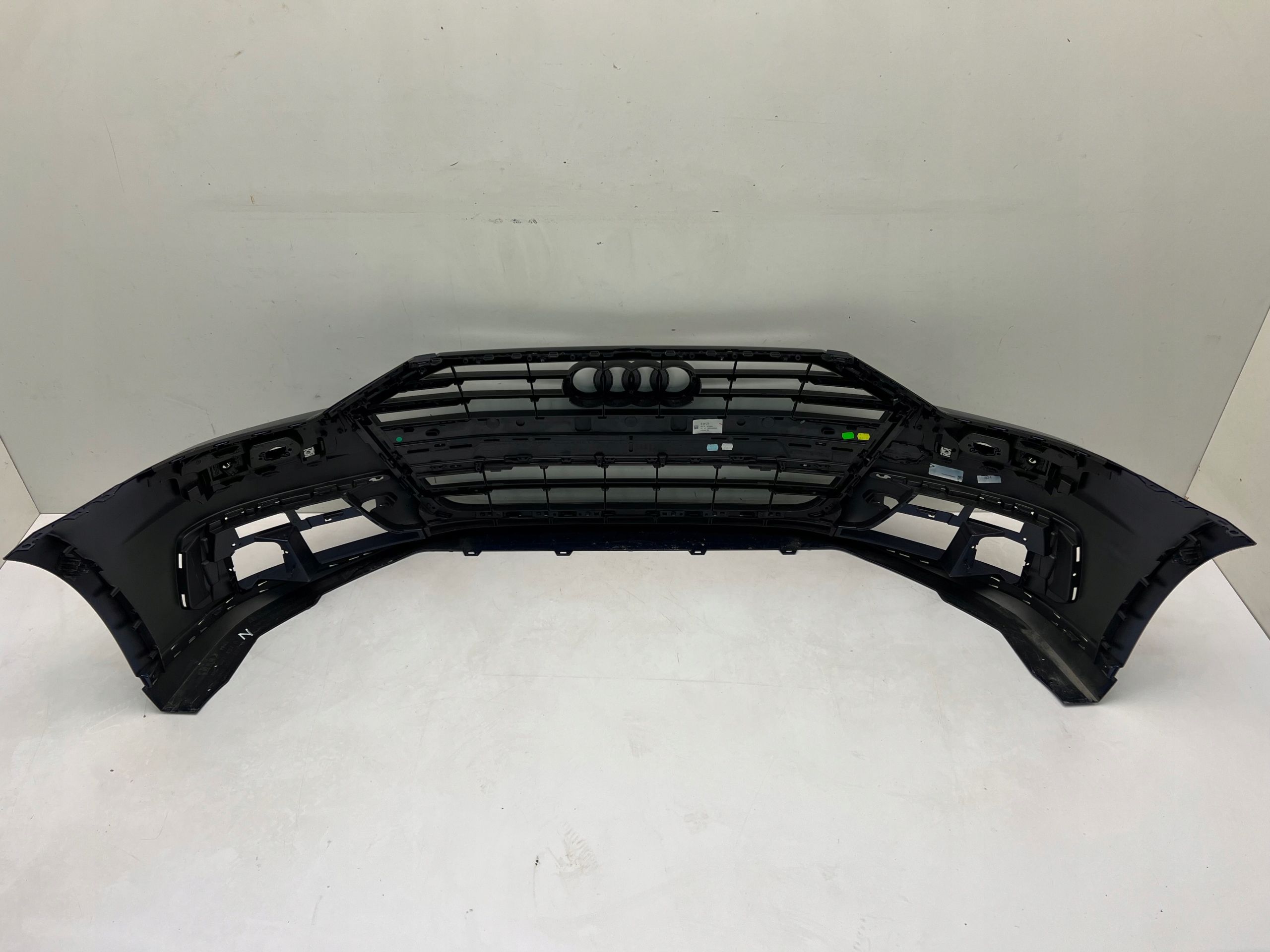 Audi A8 D5 4N0 Zderzak Przedni Atrapa Grill Nowy Oem N 2017