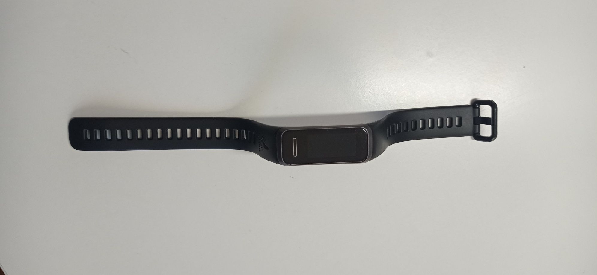 Zegarek Mi band 4 i Huawei band 4