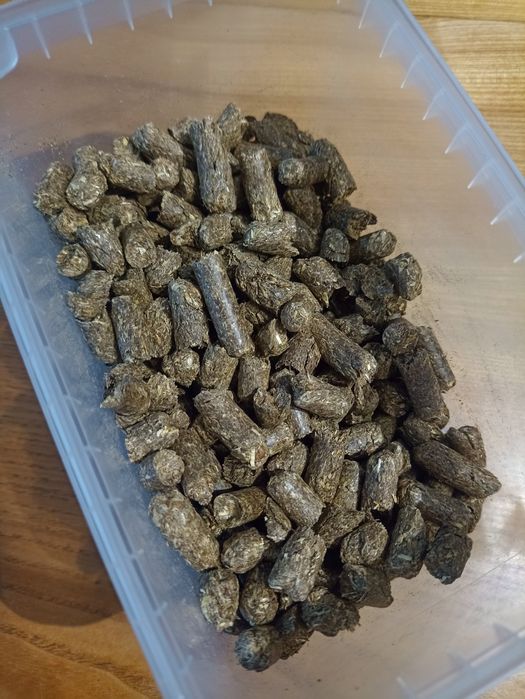 Siano granulowane FLOP 330g Jedzenie dla królika