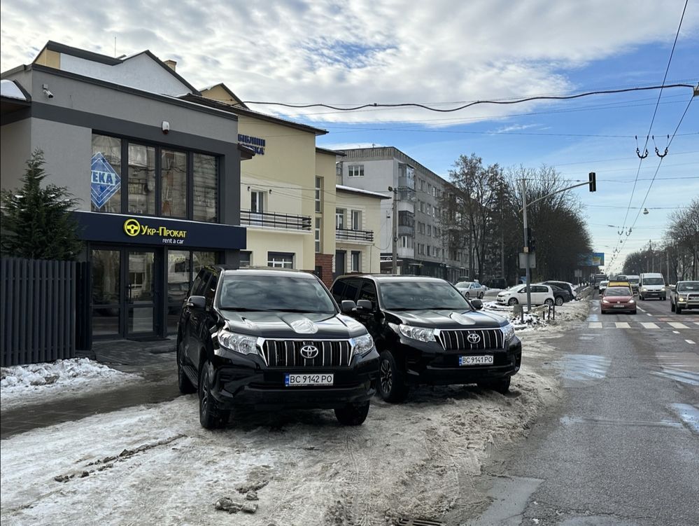 Оренда авто Toyota Prado 2023