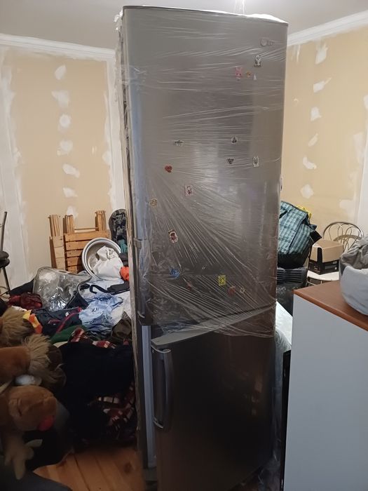 Продам холодильник LG в хорошому состоянии.