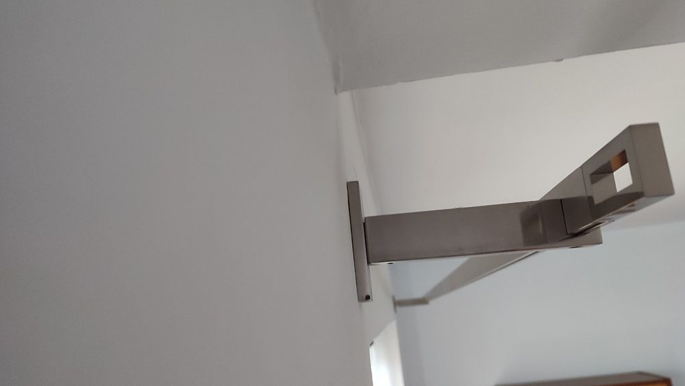 Karnisz srebrny pojedynczy, jak nowy 200 cm