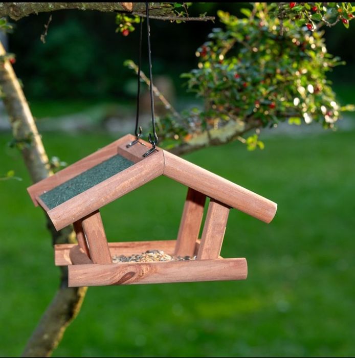 Tiaki solidny karmnik dla ptaków