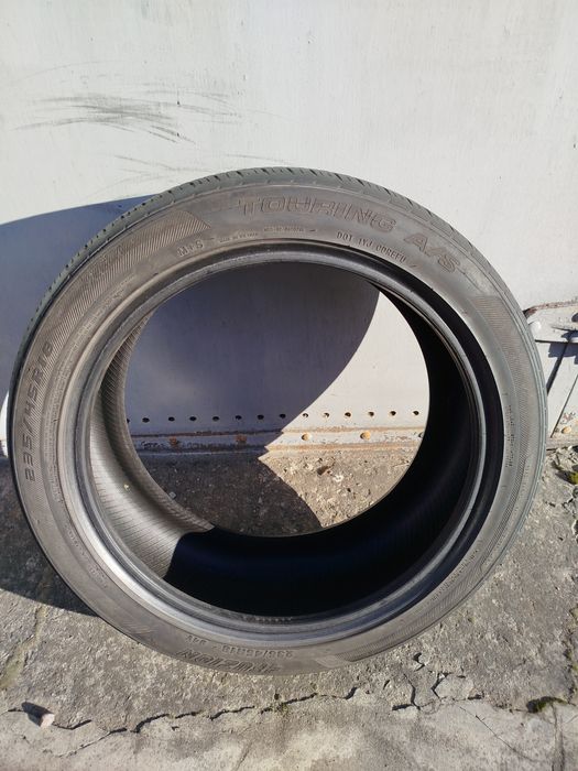 Автошина 235х45R18 б/в 1шт.