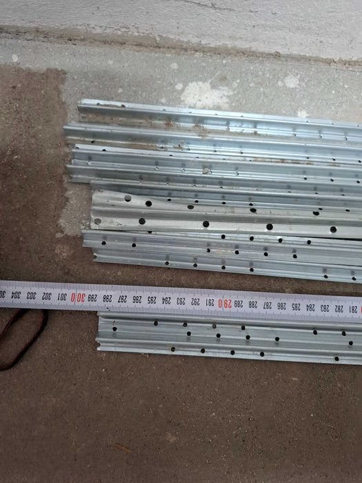 Listwa podtynkowa prowadzaca do tynkowania - 8 szt