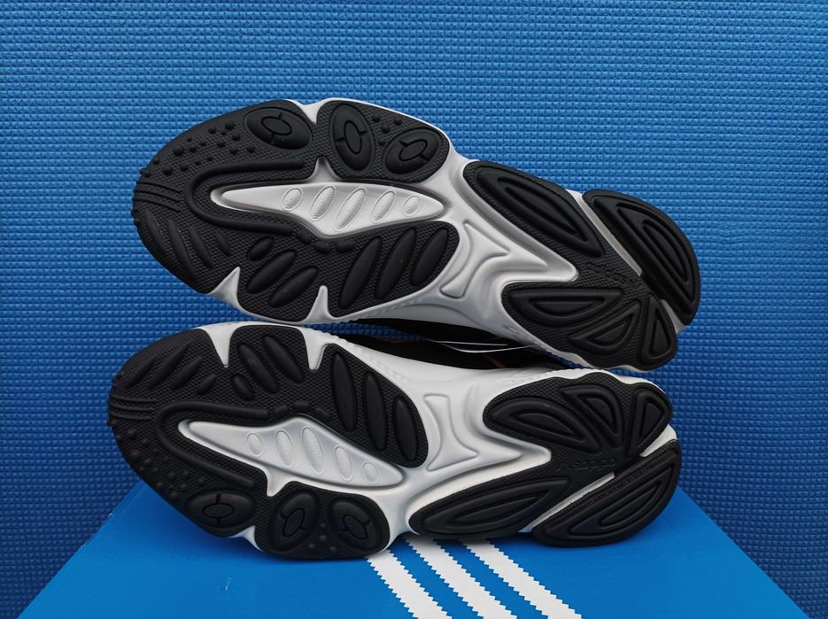 Кросівки Adidas Ozelia // Adidas Ozweego (41-45) Оригінал!