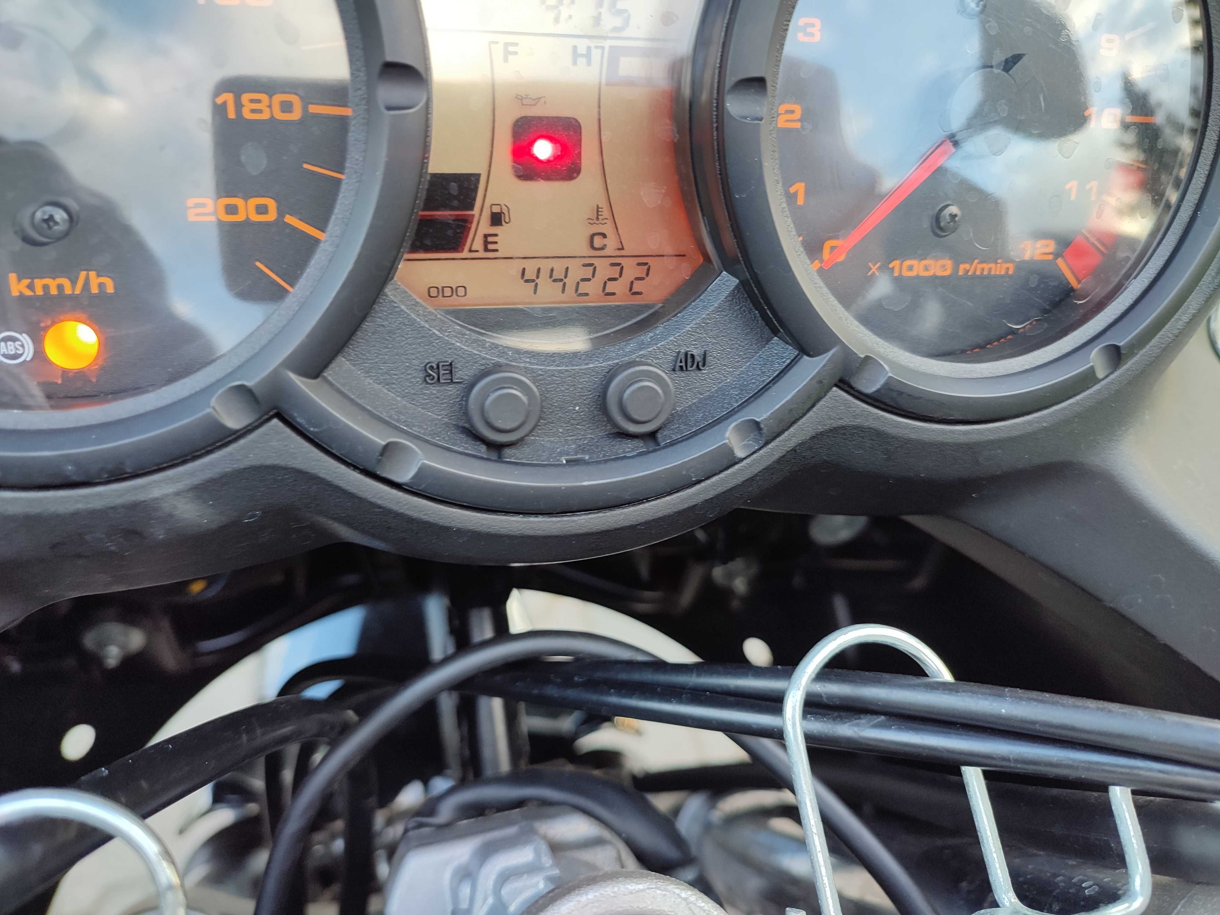 Suzuki DL 650V - Strom ABS 2011