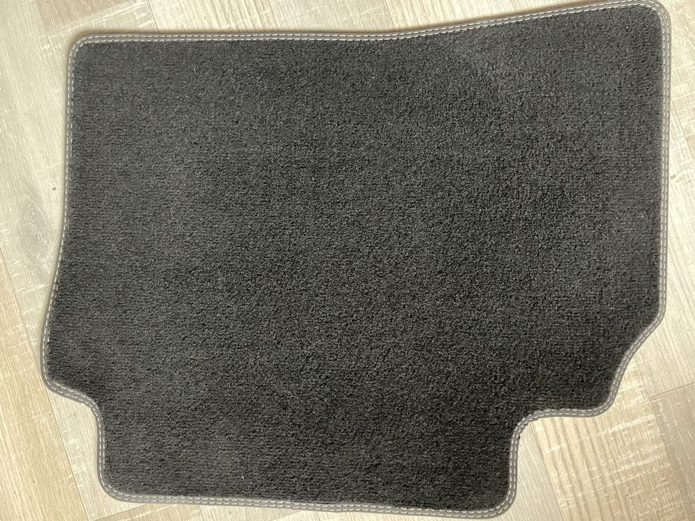 Продам оригінальні килимки, коврики, поліки в салон Insignia B 2017-
