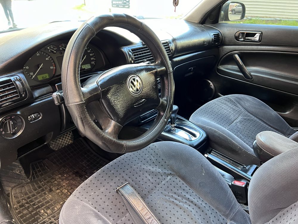 Volkswagen Passat 1.9 tdi Автомат