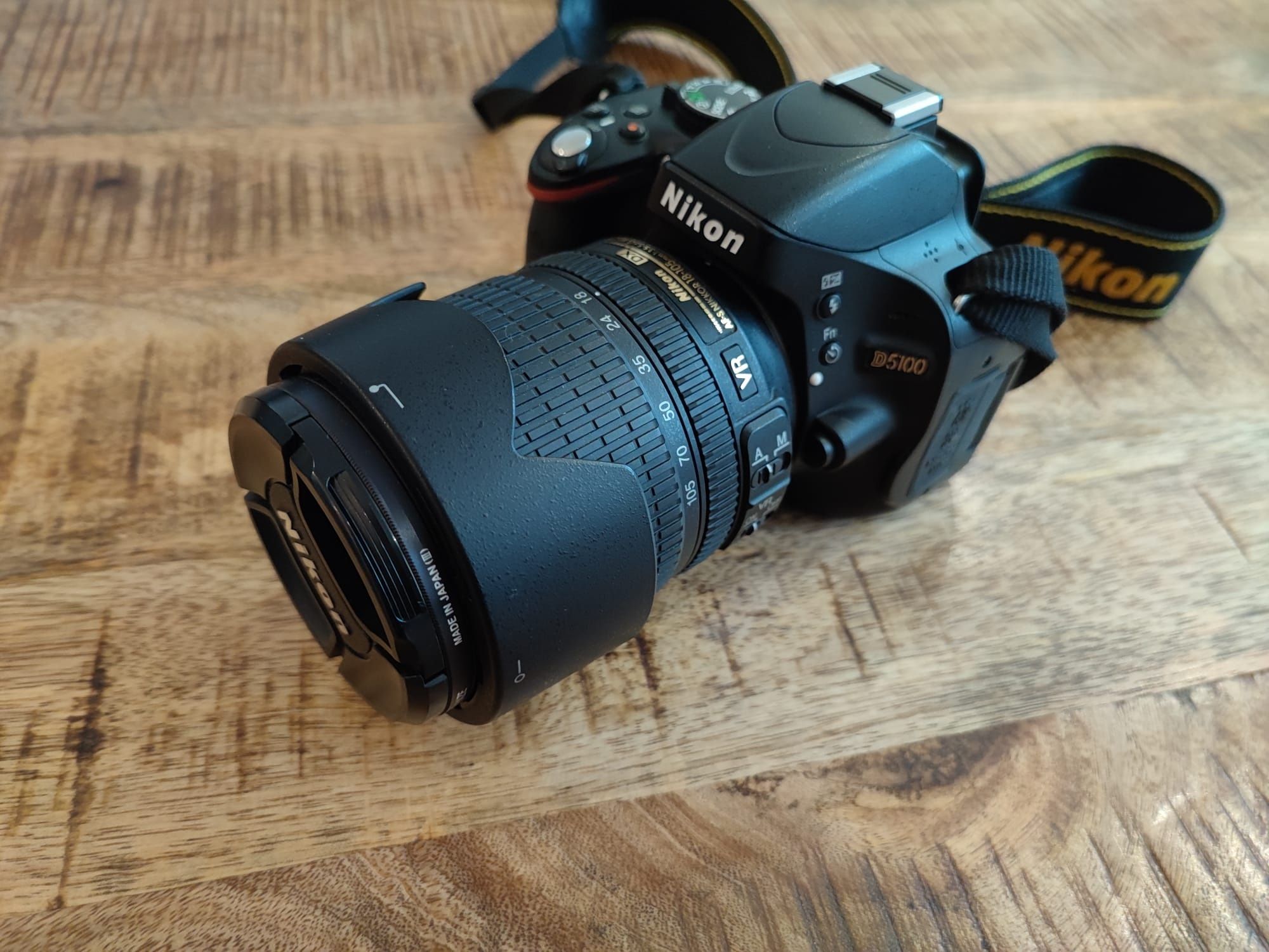 Lustrzanka NIKON D5100 + obiektyw Nikon VR 18-105mm