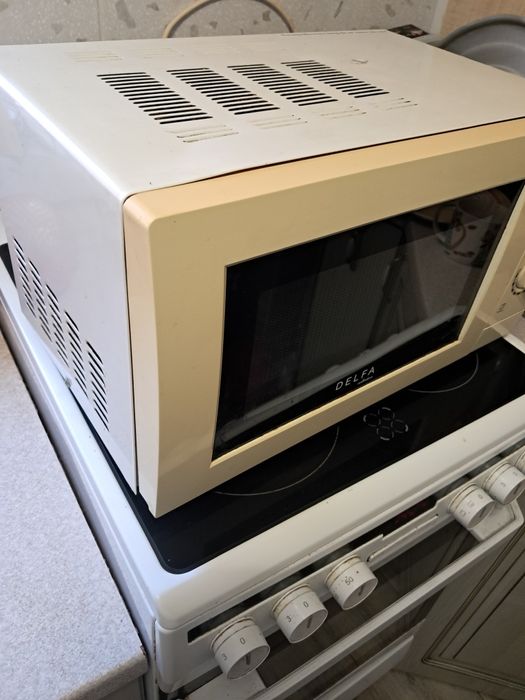 Мікрохвильова піч. Пересилаю!