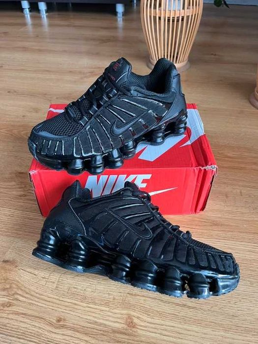 "koszykówki" Nike_Shox_TL_Black_R.37