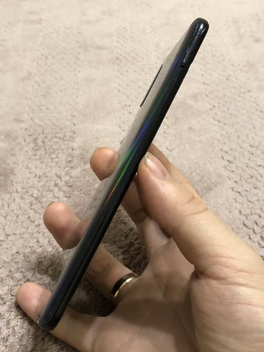 Телефон Samsung Galaxy A50 4/128gb NFC #101