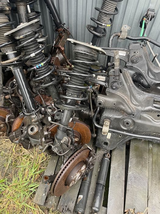 Piasta zwrotnica amortyzator kopyto Jumpy Expert Proace Vivaro 16-