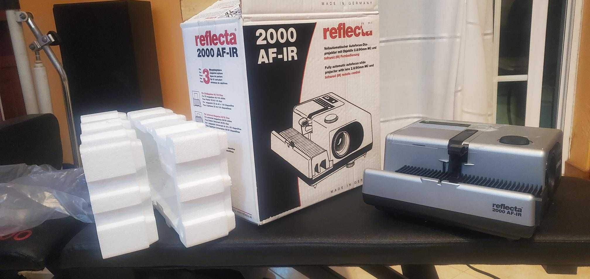 Projector de slides, da REFLECTA 2000 AF, usado.