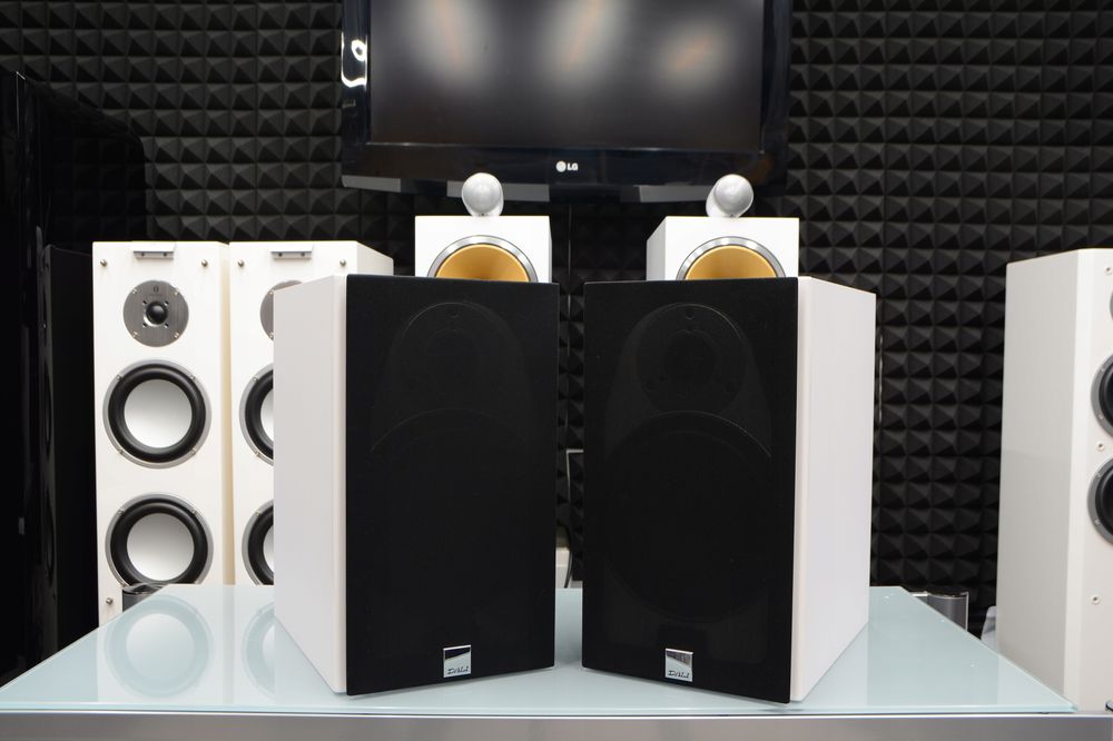 kolumny podstawkowe głośniki Monitory stereo Dali Zensor 3 Białe