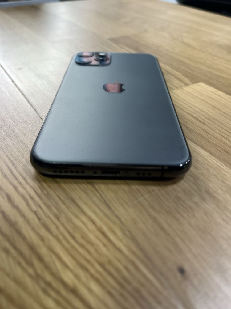 Продажа Б/У Apple iPhone 11 Pro 256 Gb Space Gray