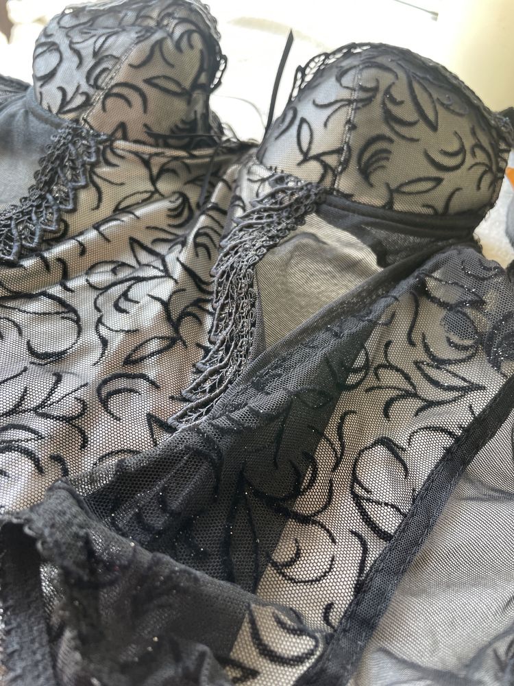 Gorset Carla Electra r. 75A,70C,75C,75D,70DD, 75DD (256)