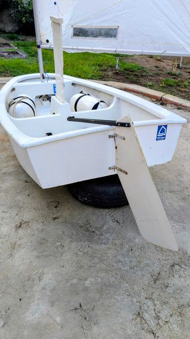 Barco à vela - Optimist em Fibra de vidro - Usado