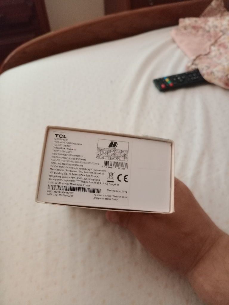 Vendo telemóvel TCL