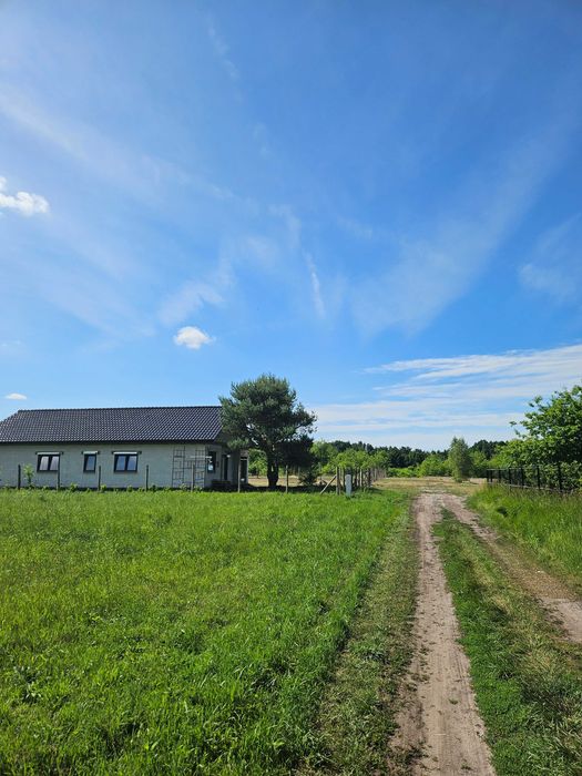 Działkę sprzedam