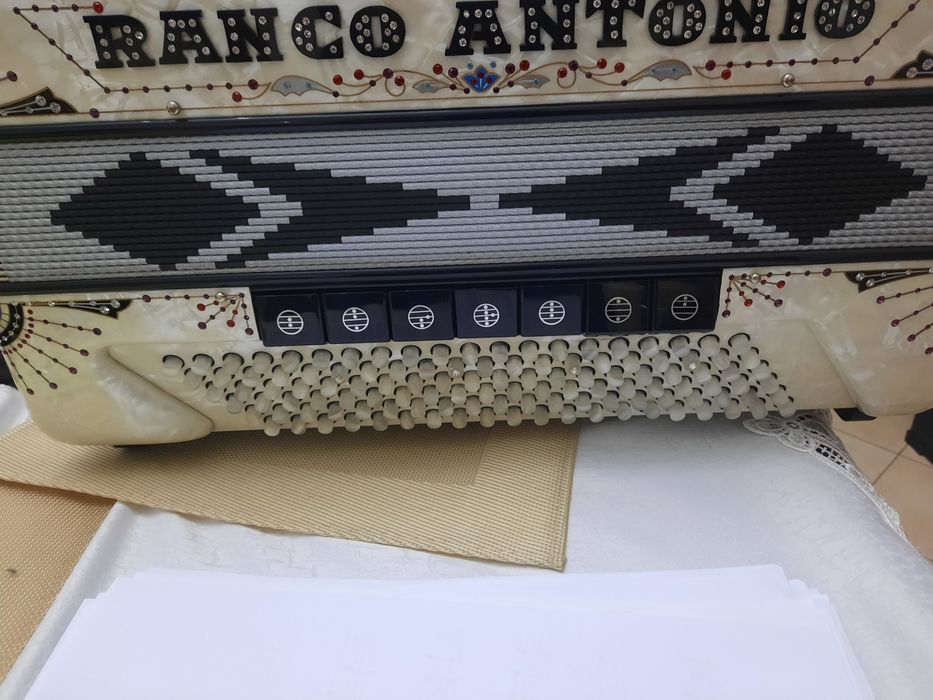 Sprzedam akordeon Ranco Antonio