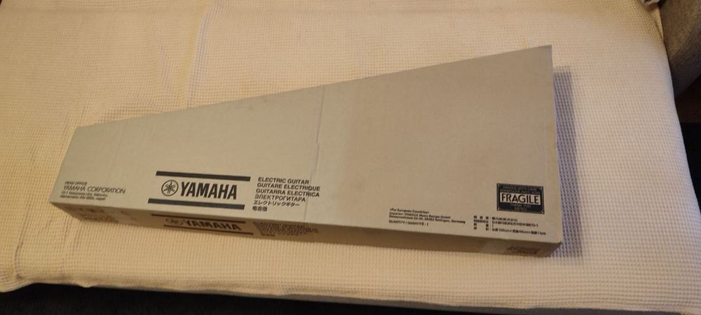 Електрогітара YAMAHA PAC012 RED METALLIC (pacifica 012)