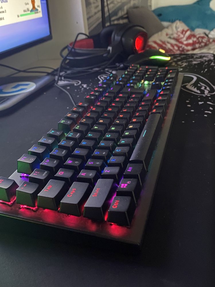 Klawiatura GENESIS Thor 300 RGB (Full size)