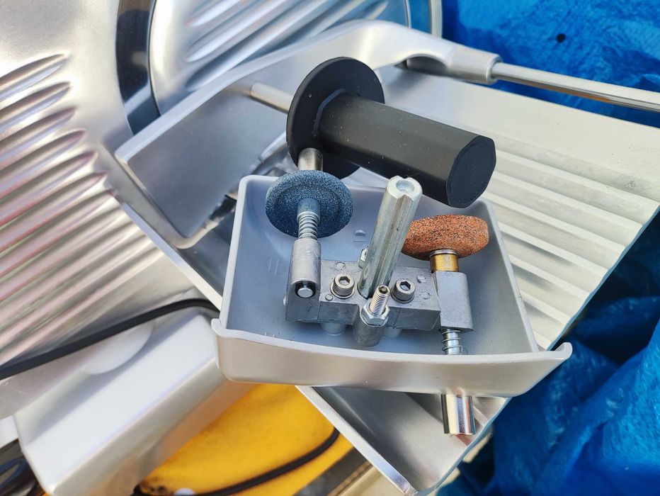 Máquina cortar fiambre queijo etc..