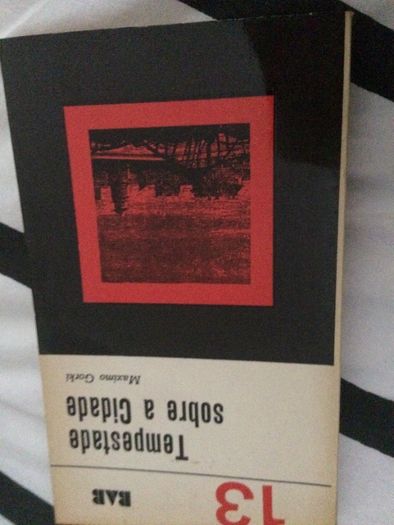 Máximo Gorki, livros do autor, preço por livro, portes grátis