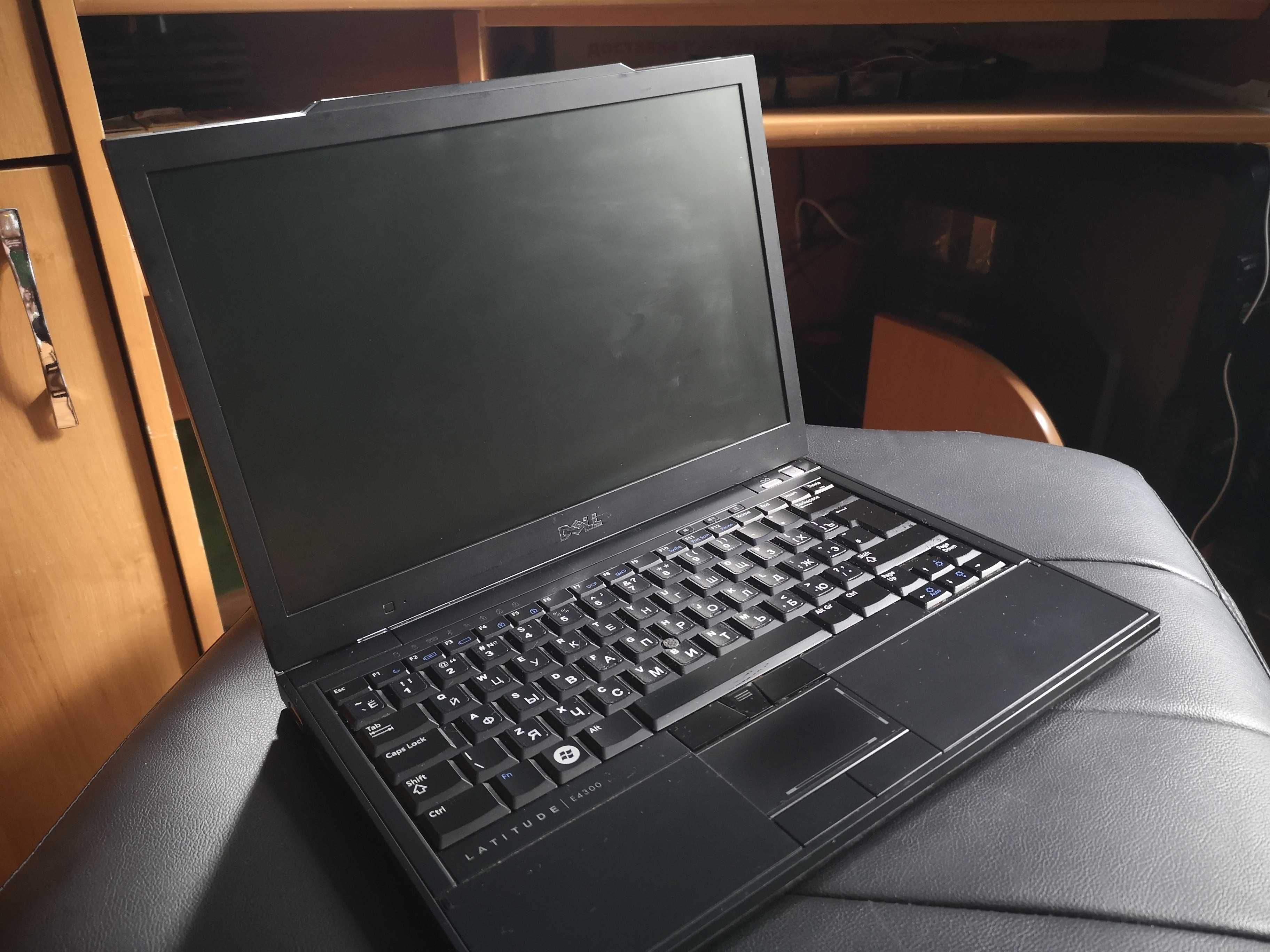 DELL Latitude E4300